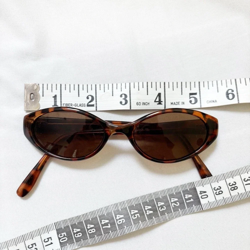 Brown Amber Tortoiseshell Slim Oval Sunglasses Vintage Y2K